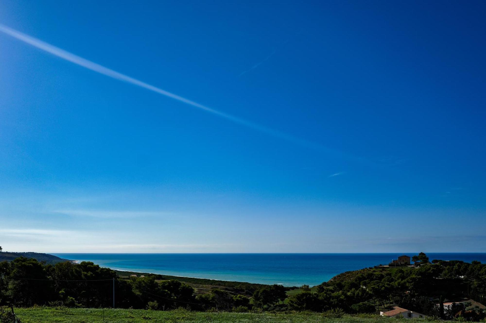 B&B L'Eden Di Capo Bianco Montallegro Luaran gambar